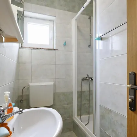 Mare 9 Cozy Two Bedroom With Garden 아파트